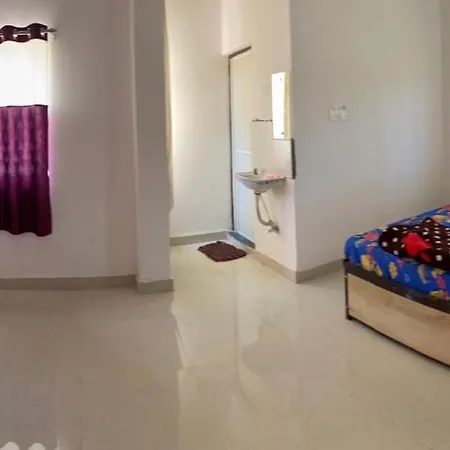 Abhishek ホテル