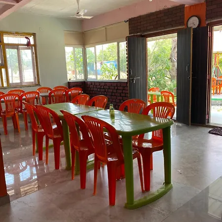 Abhishek Hotel